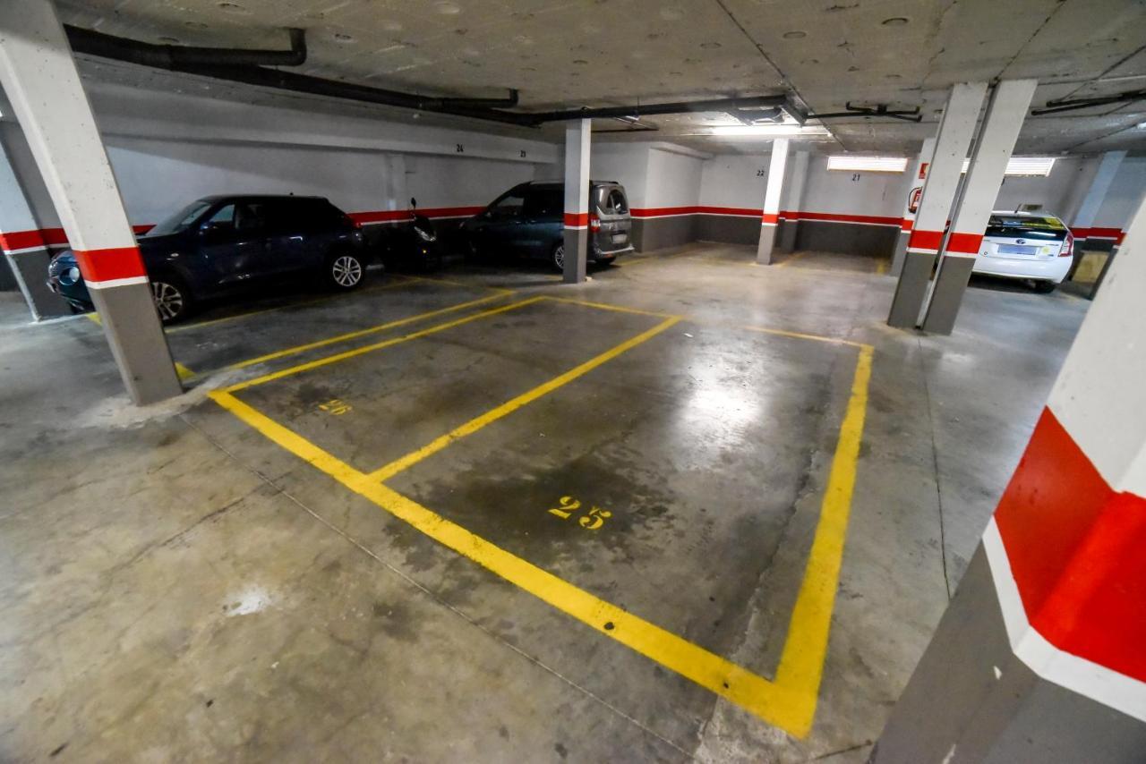 Amplio Con Parking, Club Y Piscina Junto A Sevilla