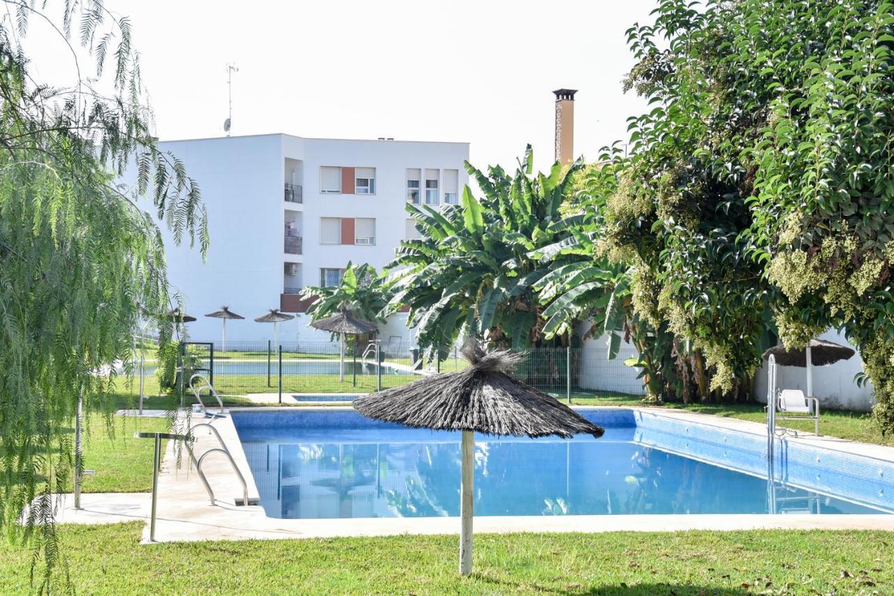 Amplio Con Parking, Club Y Piscina Junto A Sevilla *