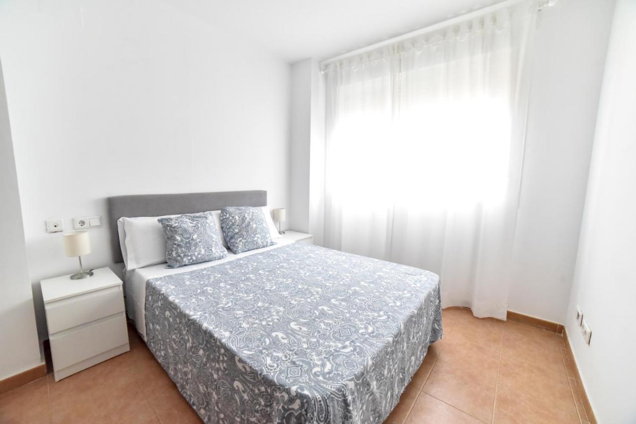 Amplio Con Parking, Club Y Piscina Junto A Sevilla Apartment *