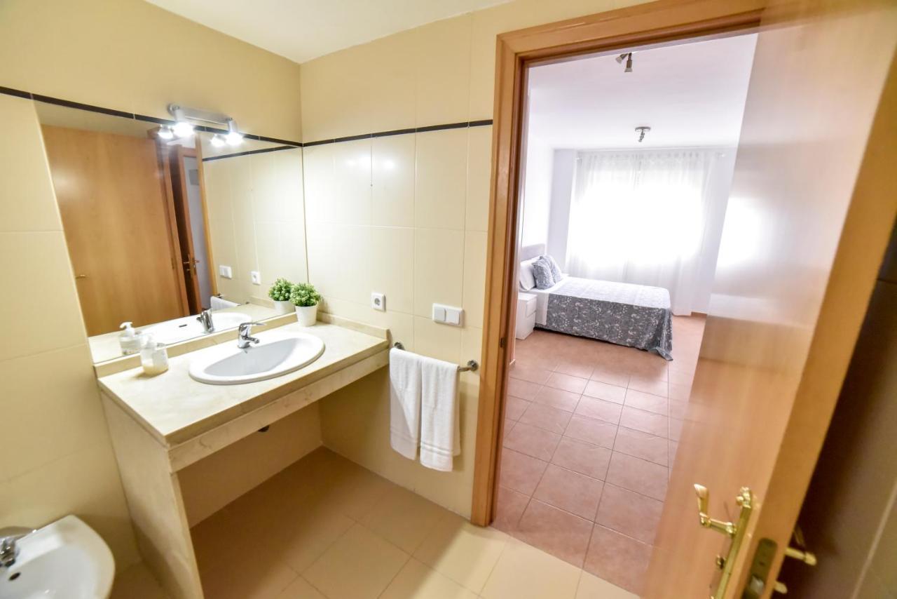 Amplio Con Parking, Club Y Piscina Junto A Sevilla La Algaba