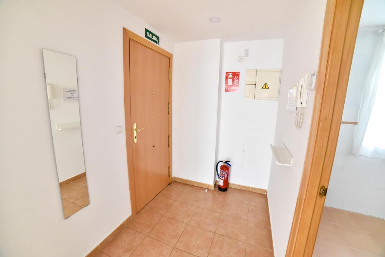 Amplio Con Parking, Club Y Piscina Junto A Sevilla La Algaba